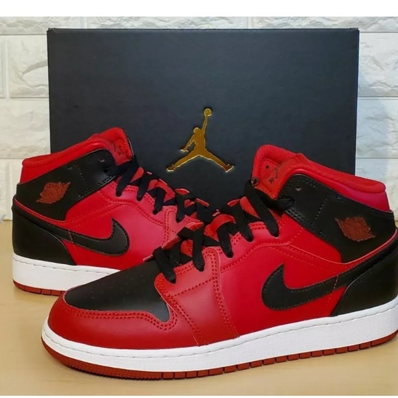 Nike Other - Nike Air Jordan 1 Mid GS Reverse Bred Gym Red Black 554725 660 GS Sizes 4.5y(W6)